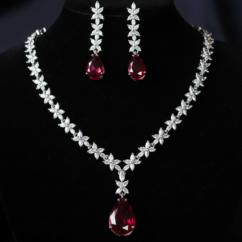 Red Esma Necklace Set