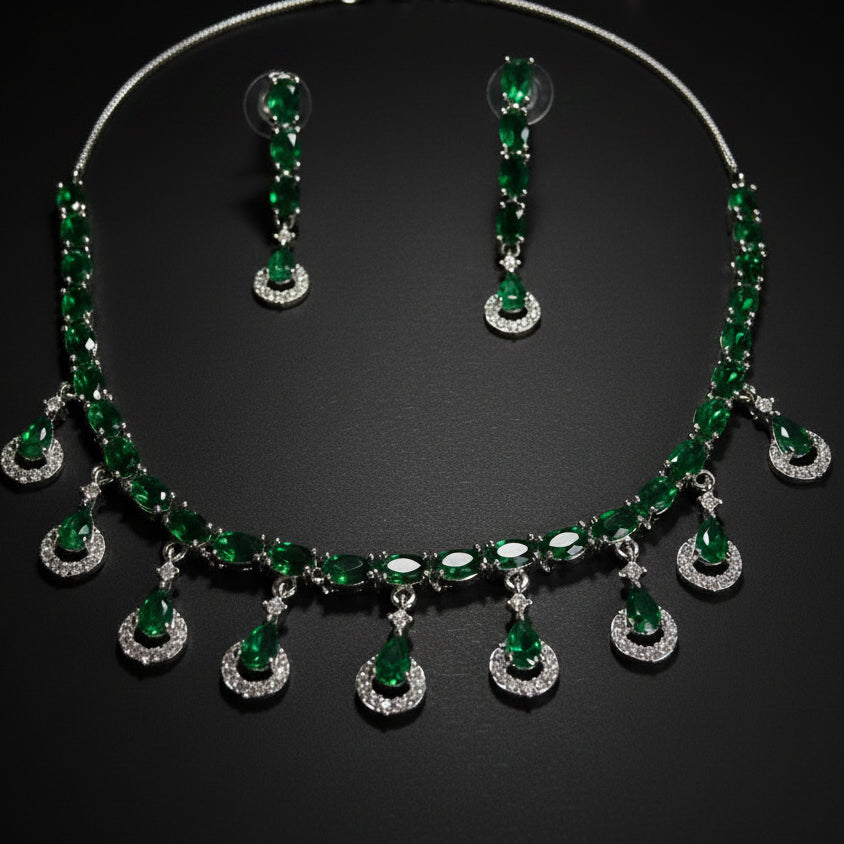Green Lily Necklace Set