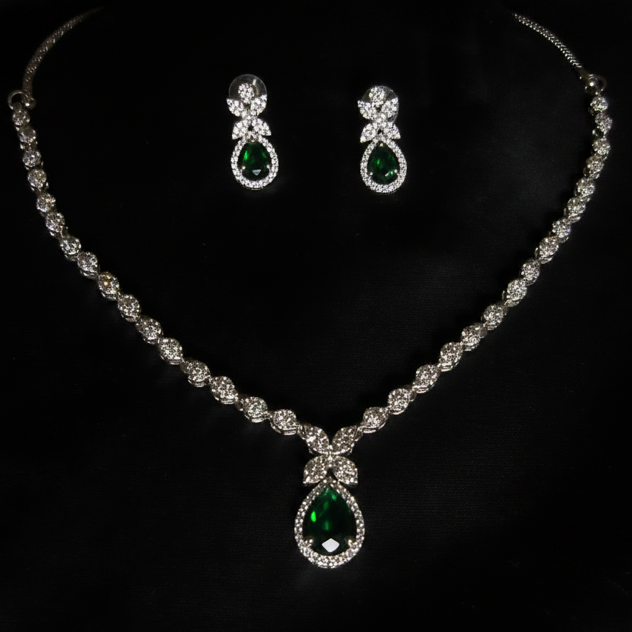 Green Mati Necklace Set